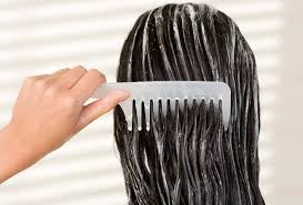 La preparazione di una maschera fai da te, consiste nell'impiego di ingredienti come: Maschere Per Capelli Fai Da Te Con Ingredienti Sani E Naturali