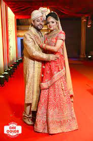 Ruchir And Shivangi Love Story Captured By Deecolorphotog Indian Bride Photography Poses Indian Wedding Photography Couples Wedding Couple Poses Photography