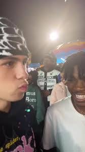 Dennis Dutch's Instagram, Twitter & Facebook