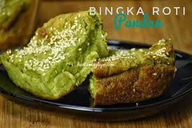 Kuih bakar pandan belaian jiwa lembutnyaaa. Bingka Roti Pandan Menggunakan Blender Buat Orang Lapo
