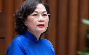 TIỀN GỬI TIẾT KIỆM: tin tức Mới nhất Bà lão 75 tuổi đến VP Bank yêu cầu rút  toàn bộ tiền tiết kiệm: Chiêu lừa đảo qua Zalo khiến nhiều người "vào