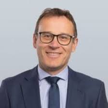 So privileged to have joined the European Australian Business Council  (EABC) Federal Budget Dinner at Parliament House in Canberra tonight with  my daughter Freya who is studying Law and International…