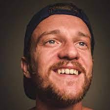 Cody Slaton's Instagram, Twitter & Facebook