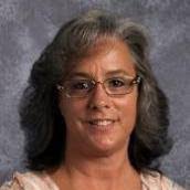 Carrie Waters's Instagram, Twitter & Facebook