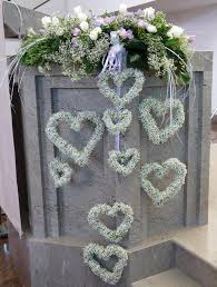 Tutti gli abiti da cerimonia più belli per le invitate 2020. Pin By Elisa Merelli On Matrimonio Wedding Table Flowers Wedding Flowers Wedding Church Decor