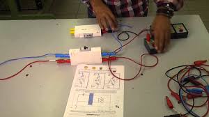 Comment Cabler Raccorder Brancher Un Telerupteur Power Power Strip Electronic Products