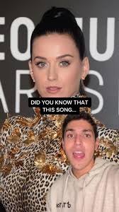 Both of these songs ruled 2013 #katyperry #sarabareilles #music #popmusic  #musicindustry #adamtheflop #greenscreen