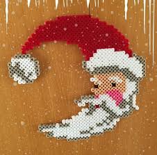 Apprenez à repasser des perles à repasser pour que les motifs ne se défassent pas et tiennent bien! Decorations De Noel En Perles A Repasser Techniques Et Idees De Modeles