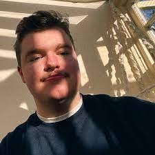 Andrew Thorne's Instagram, Twitter & Facebook