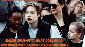 Shiloh jolie pitt küçük yaşlarından beri futbola ilgi duyuyor. Shiloh Jolie Pitt What Does Brad And Angelina S Daughter Look Like Now Youtube