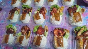 Nasi ayam biasa nasi ayam biasa kami menyediakan jasa catering nasi kotak atau nasi box dan nasi bungkus untuk wilayah surabaya dan sekitarnya. Nasi Ayam Penyet Bungkus Nasi Ayam Penyet Power Facebook