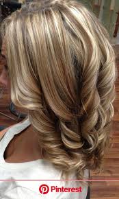 This hair technique looks amazing with either naturally wavy hair, on some quick loose curls, or even with. 32 Fun Summer Hair Colors For Brunettes Blondes 2019 Blonde Hair With Highlights Hair Highlights Lowlights Bleach Blonde Hair Clara Beauty My