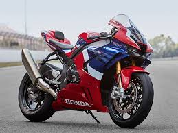 Honda Cbr 1000 Rr 2020 Honda Motosikletler Honda Ducati