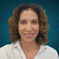 Denise Flynn's Instagram, Twitter & Facebook