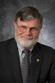 Alumni Endow Scholarship to Honor Music Professor