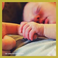 Geboren Worden In Bad Zowel Voor Moeder En Baby Zowel Mooier Vandaag Weer Een Bad Opgehaald Bij Een Familie Hun Zoon Is Rustig Thuis I Ontspanning Baby