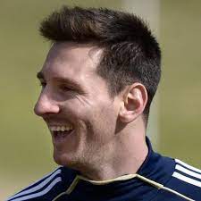 The Best Lionel Messi Haircuts Hairstyles 2021 Update Lionel Messi Haircut Mens Hairstyles Athletic Hairstyles
