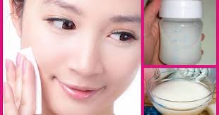 Pour Que Vous Puissiez Retrouver Votre Tonalite Naturelle Nous Recommandons L Eau De Riz Pour Eclaircir La Peau Manno Glass Of Milk Bottle