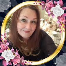 Introduction of a decorative artist