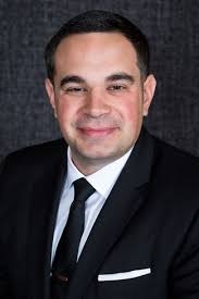 5 Village Ln, Selden, NY 11784