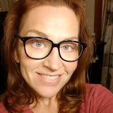 Jackie Ecker's Instagram, Twitter & Facebook