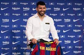May 31, 2021 · sergio agüero szerződése 2023 nyaráig szól és szerepel benne egy 100 millió eurós kivásárlási ár. Official Sergio Aguero Agrees To Join Barcelona Barca Blaugranes
