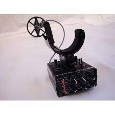 The few times i had it out in woods recovered a couple of horse shoes at almost 2 feet deep. Blisstool Metal Detector