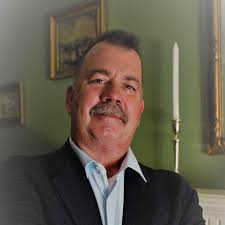 What's your fave haunted house story? Authors, what have you written?