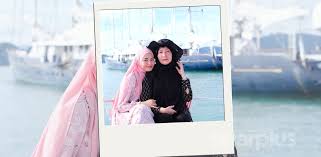 Nama wany hasrita mungkin masih baru dikalangan peminat seni suara tanahair. Tolak Gelaran Doktor Demi Ibu Wany Hasrita Sinar Plus