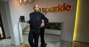 Diamond bank has provided internet banking services, mobile app services, banking by mobile phone and so on. Nigeria Former Diamond Bank Ceo Introduces New Digital Banking Platform