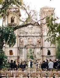 These Stunning Abandoned Buildings Will Make You Want To Have Your Wedding In Ruins Green Wedding Shoes Wedding Venue Locations Urban Wedding Venue Wedding Venue Inspiration