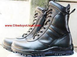 Bandung pengalaman dipabrik sepatu : Pabrik Sepatu Cibaduyut Home Facebook