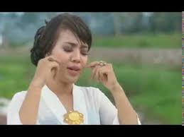 Profil kinanti | chord dan lirik lagu kinanti. Kintani Putri Medya Dendang Lauik Biru Youtube