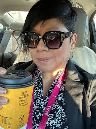 Good morning coffee peeps ☕️. I woke up around 8 and went back to sleep  till 10. Wife had coffee ready when I came down. Have a great day.