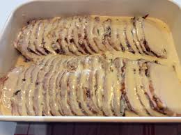 Il maiale al latte è un ottimo secondo di carne da preparare per un pranzo o una cena formale quando si vuol fare bella figura. Arrosto Al Latte In Cucina Con Lilly