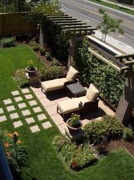 We are accustomed to the monotonous rows of straight beds with a traditional, often very limited, set of vegetable crops grown exclusively for a good harvest. 17 Remarkable Home Landscape Ideas For December 2019 Backyard The Post 17 Remarkable Ho Small Backyard Landscaping Inexpensive Backyard Ideas Backyard Patio