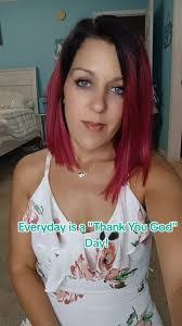 Jenny Loy's Instagram, Twitter & Facebook