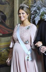 Eineinhalb jahre musste sich prinzessin madeleine bis zu ihrem heimatbesuch gedulden. Die Spitznamen Der Royals So Nennen Sie Sich Prinzessin Madeleine Prinzessin Madeleine Von Schweden Prinzessin Victoria