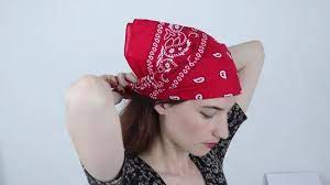 Il se décline en diverses matières :. 3 Manieres De Porter Un Bandana Wikihow