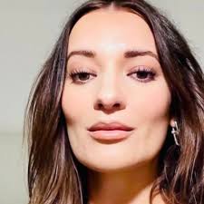 Nancy Chaisson (@littlegreenfrog)