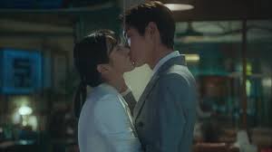 After hearing news that cha moon sook was appointed as judge for the retrial of the murder of the mayor of giseong, lee young soo, sang pil decides to return to his hometown for the first time in 18 years. Hancinema S Drama Review Lawless Lawyer Episode 6 Hancinema