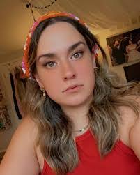 Stephanie Carpenter's Instagram, Twitter & Facebook