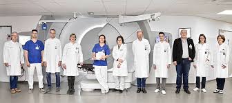 Bei der protonentherapie handelt es sich um eine therapie zur warum protonentherapie? Universitats Protonen Therapie Dresden Deutsch