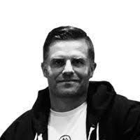 Darcy Alexander's Instagram, Twitter & Facebook