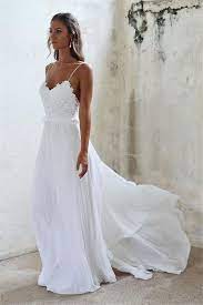 Beach Wedding Dresses Top 22 Beach Wedding Dresses Ideas To Stand You Out See More Ht Vestido De Noiva Simples Vestido De Casamento Vestido De Noiva