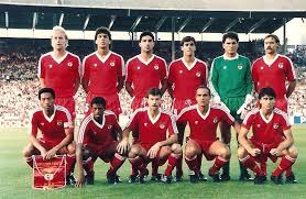 Il torneo venne vinto per la prima volta dal psv eindhoven, che sconfisse in finale il benfica Militancia Benfiquista ×'×˜×•×•×™×˜×¨ Neste Dia Em 1988 O Benfica Jogava Uma Final Da Taca Dos Campeoes Europeus 20 Anos Depois Depois De Um 0 0 O Psv Levou A Melhor Nas Grandes Penalidades