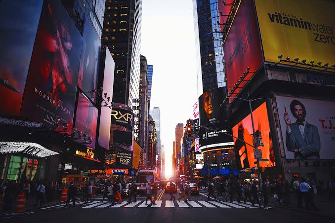 Ideas for Street Photography to Spark Your Creativity - Jernej Letica