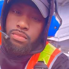 Hey Siri, play Brokey by Latto”