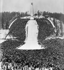 Proba de sărituri cu schiurile, individual masculin trambulină normală de la jocurile olimpice de iarnă din 2018 de la pyeongchang, coreea de sud a avut loc pe 8 și 10 februarie 2018 la alpensia ski jumping centre. Moldova Sport History