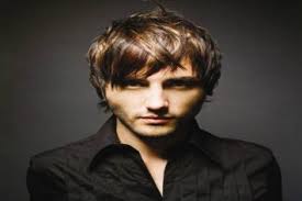 It was during the 80s when men and boys with long hairs were considered dude and 'rockstars' but now is the era of short hairstyle. Popular Razor Cut Hairstyles For Men